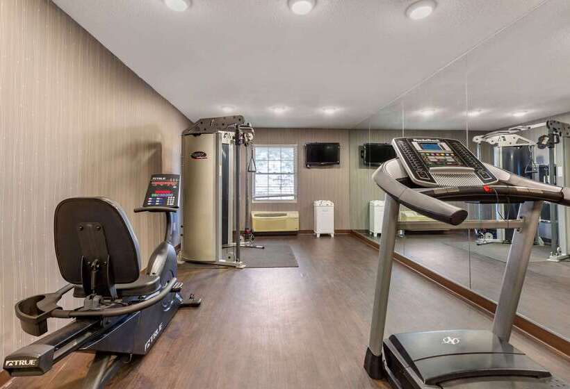 Отель Comfort Inn Auburn Worcester