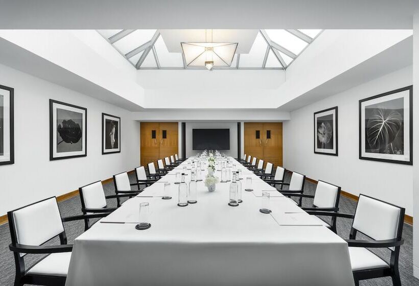 בית מלון כפרי Como Metropolitan London