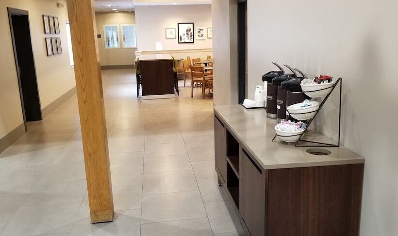 هتل Country Inn & Suites By Radisson Kalamazoo Mi