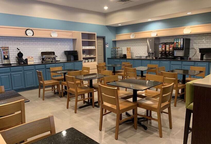 هتل Country Inn & Suites By Radisson Kalamazoo Mi