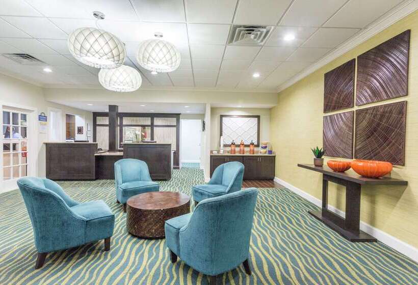 فندق Days Inn By Wyndham Adel I 75