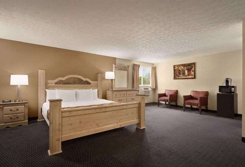 Отель Days Inn By Wyndham Airport/maine Mall