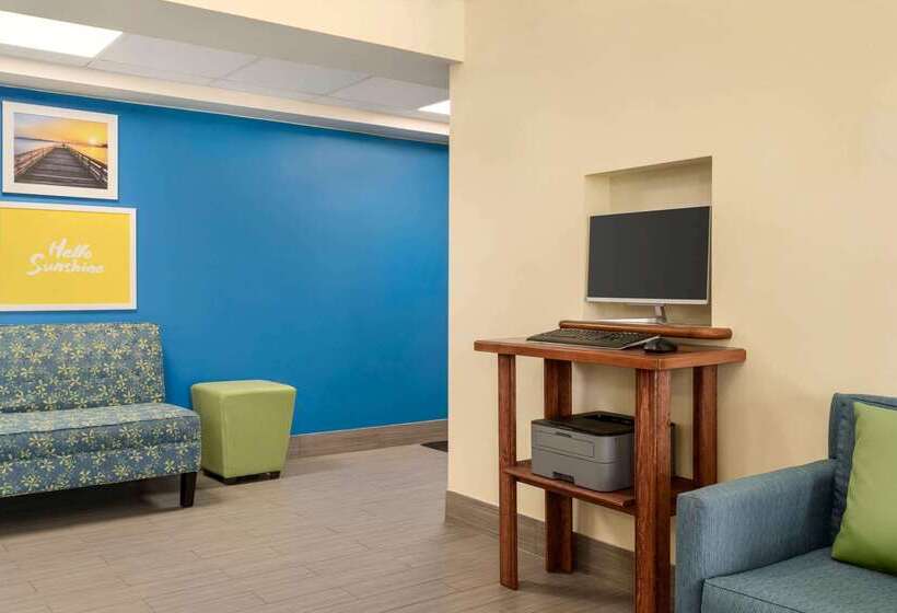 Отель Days Inn By Wyndham Airport/maine Mall