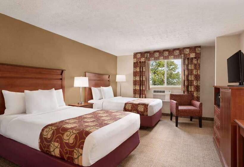 Отель Days Inn By Wyndham Airport/maine Mall