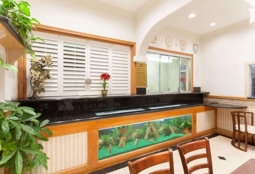 فندق Days Inn By Wyndham Alhambra Ca