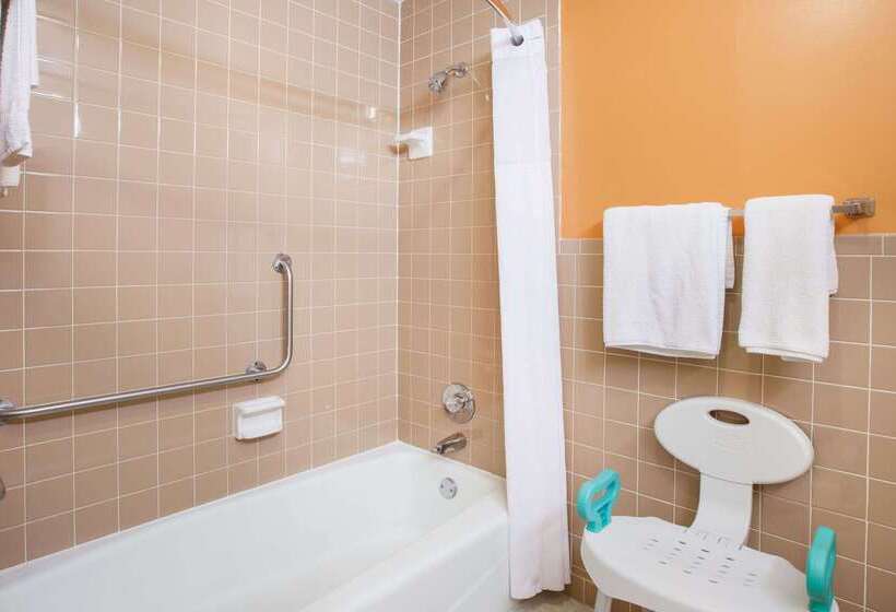 Отель Days Inn By Wyndham Alma Arkansas