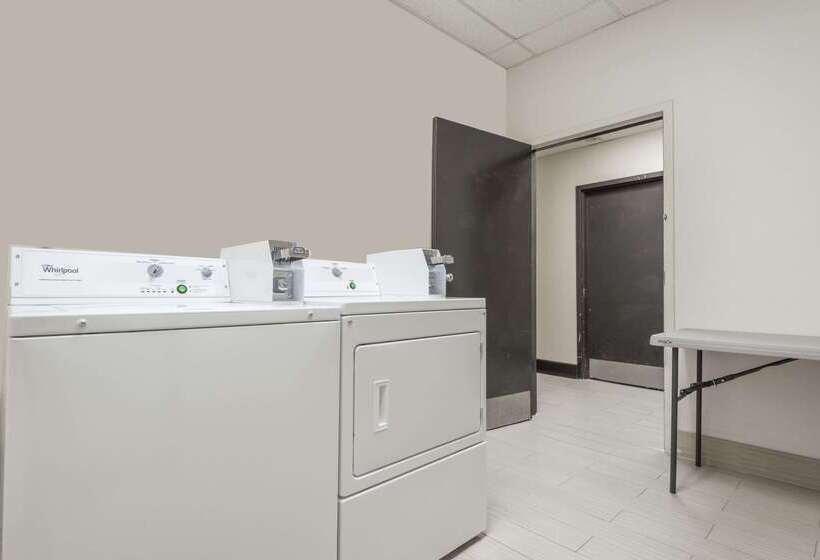 فندق Days Inn By Wyndham Ashland