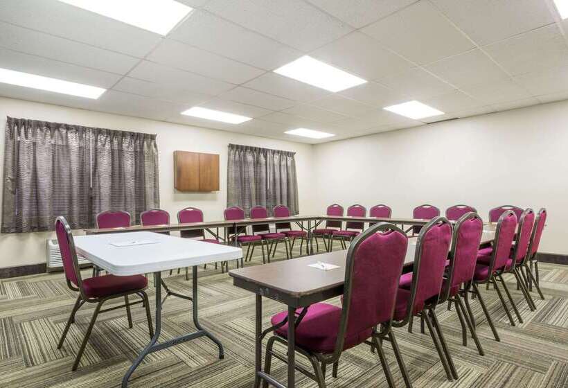 בית מלון כפרי Days Inn By Wyndham Ashland