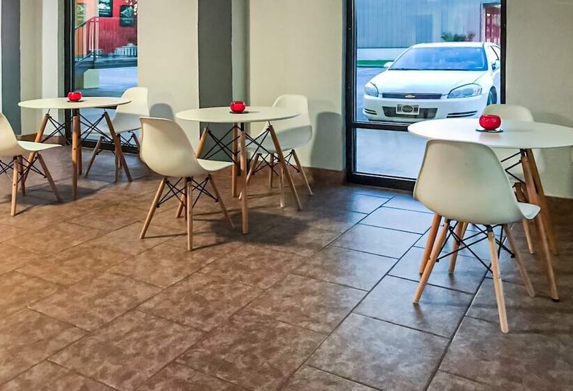 호텔 Days Inn By Wyndham Atmore