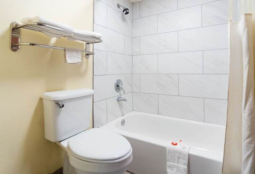 호텔 Days Inn By Wyndham Atmore