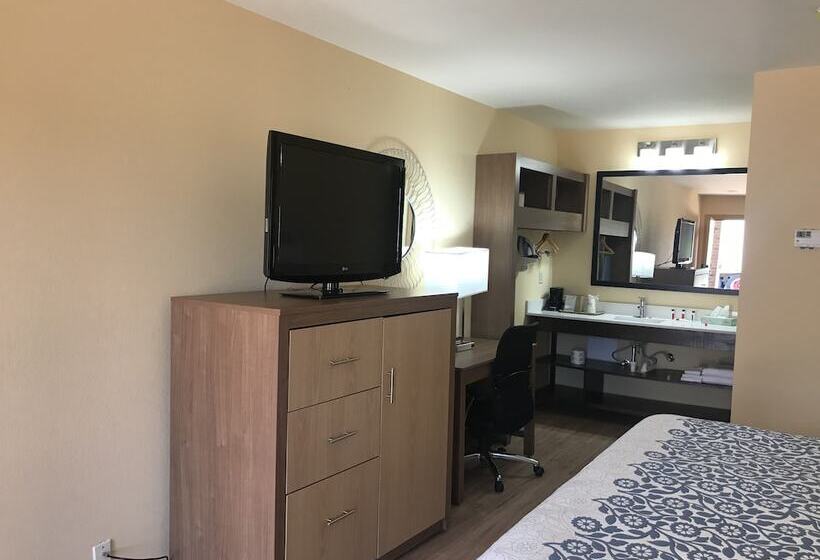 酒店 Days Inn By Wyndham Batesville