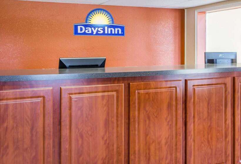 ホテル Days Inn By Wyndham Bradenton I75