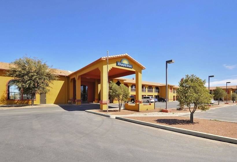 فندق Days Inn By Wyndham Carlsbad