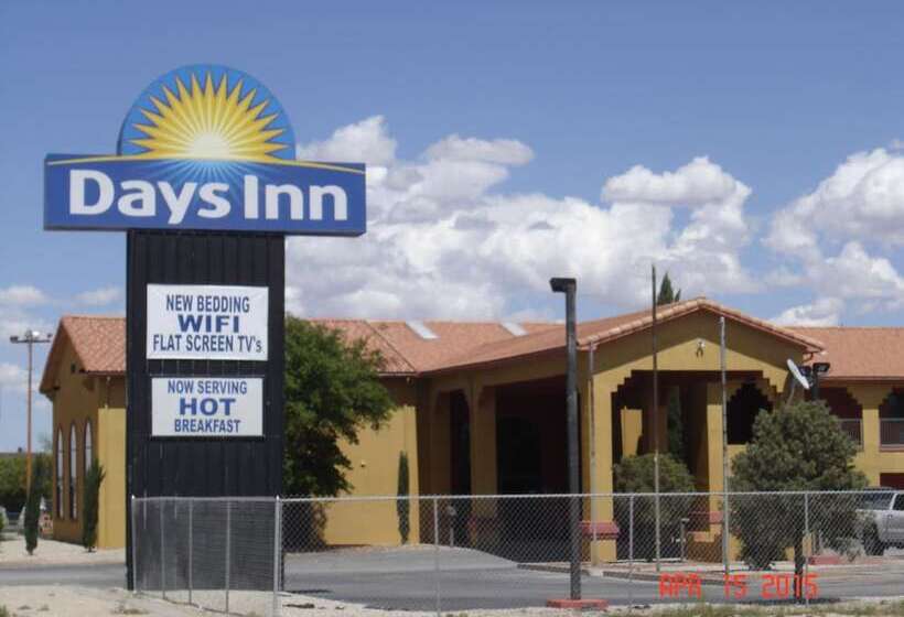 فندق Days Inn By Wyndham Carlsbad