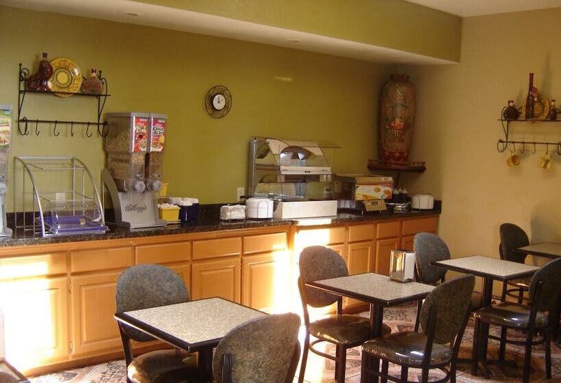 فندق Days Inn By Wyndham Carlsbad