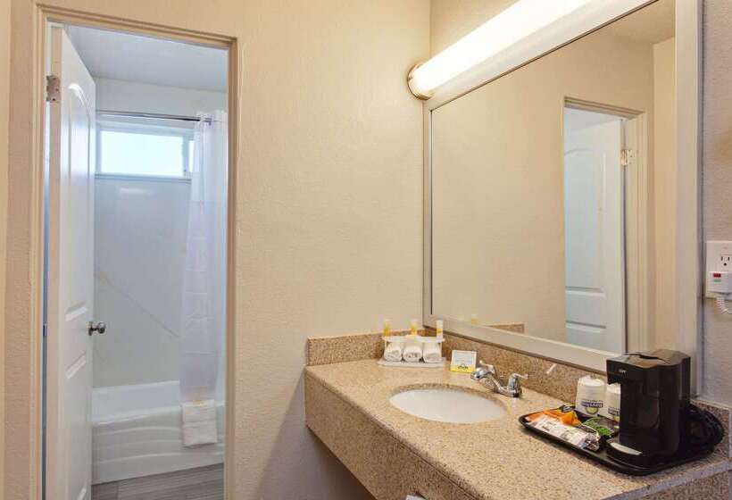 호텔 Days Inn By Wyndham Chowchilla Gateway To Yosemite