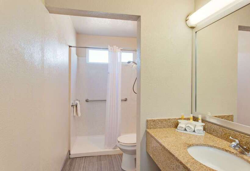 호텔 Days Inn By Wyndham Chowchilla Gateway To Yosemite