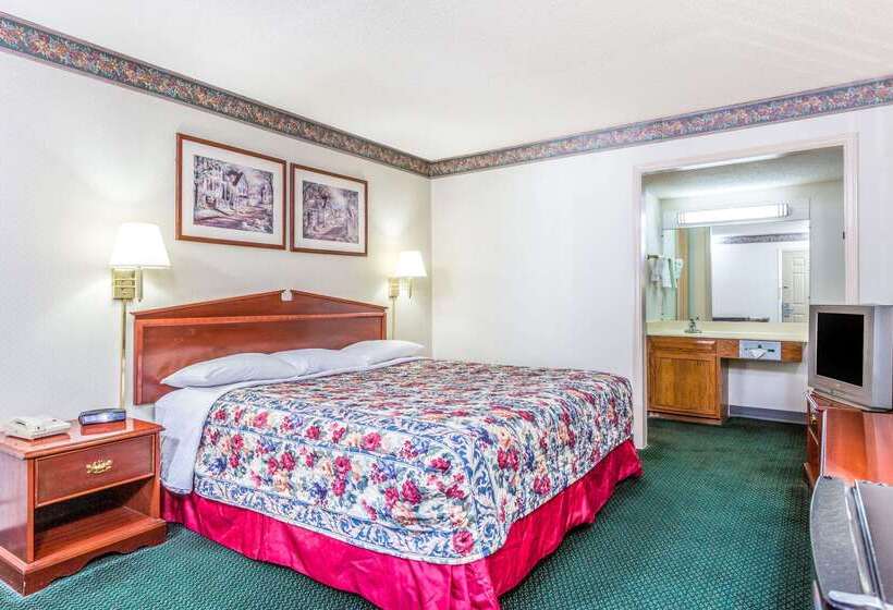 فندق Days Inn By Wyndham Cornelia