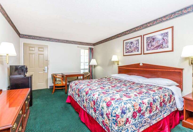 فندق Days Inn By Wyndham Cornelia