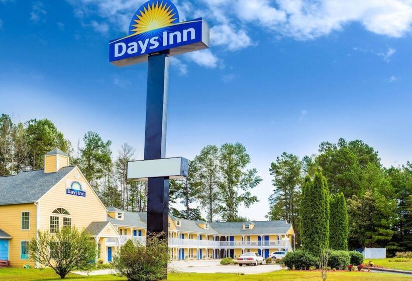 فندق Days Inn By Wyndham Cornelia