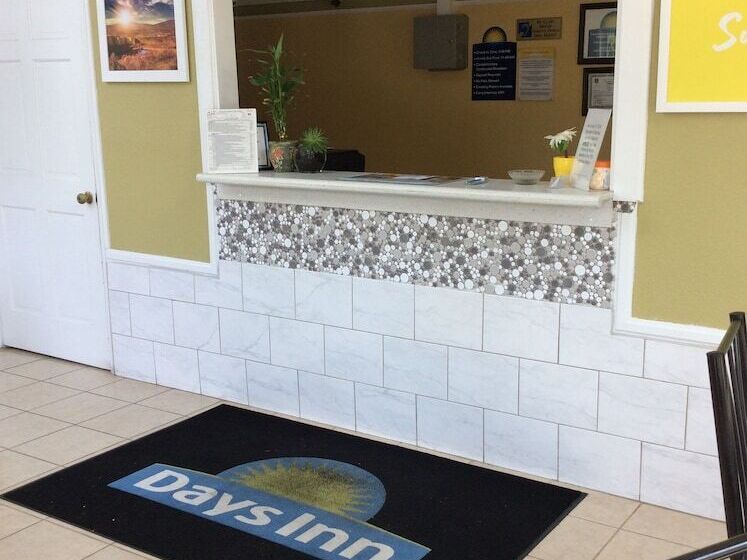 فندق Days Inn By Wyndham Cornelia