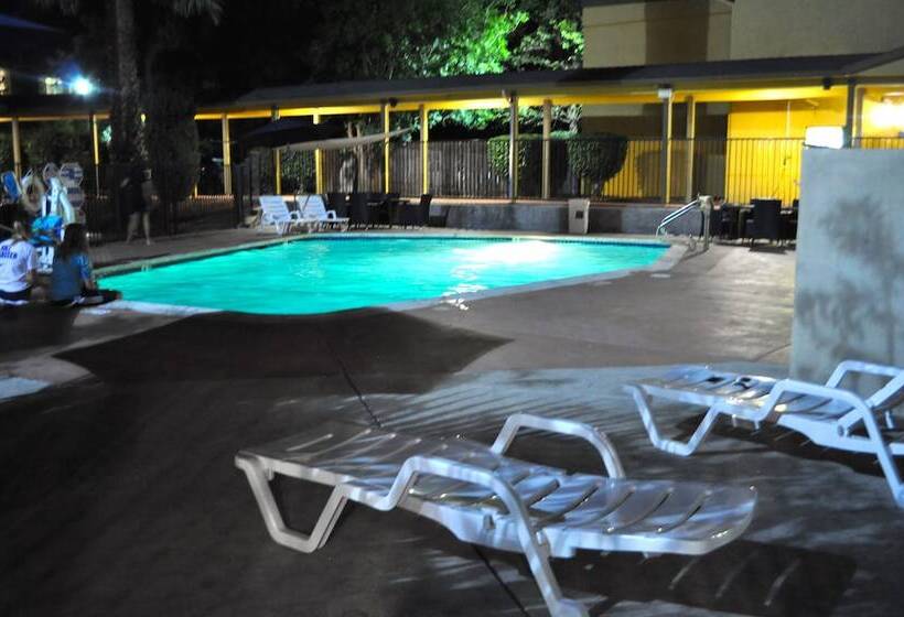 Prodigy Hotel, A Days Inn By Wyndham