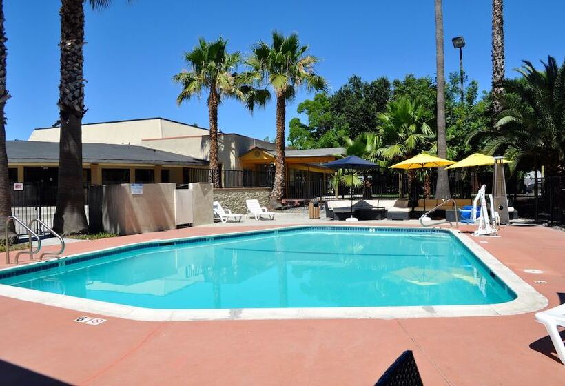 Prodigy Hotel, A Days Inn By Wyndham