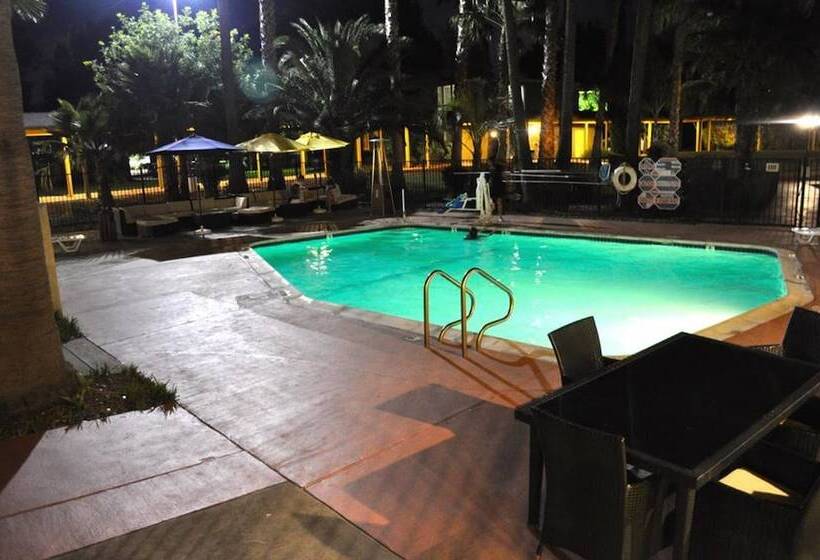 Prodigy Hotel, A Days Inn By Wyndham