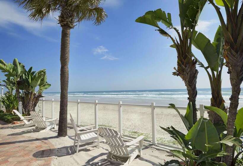 فندق Days Inn By Wyndham Daytona Oceanfront