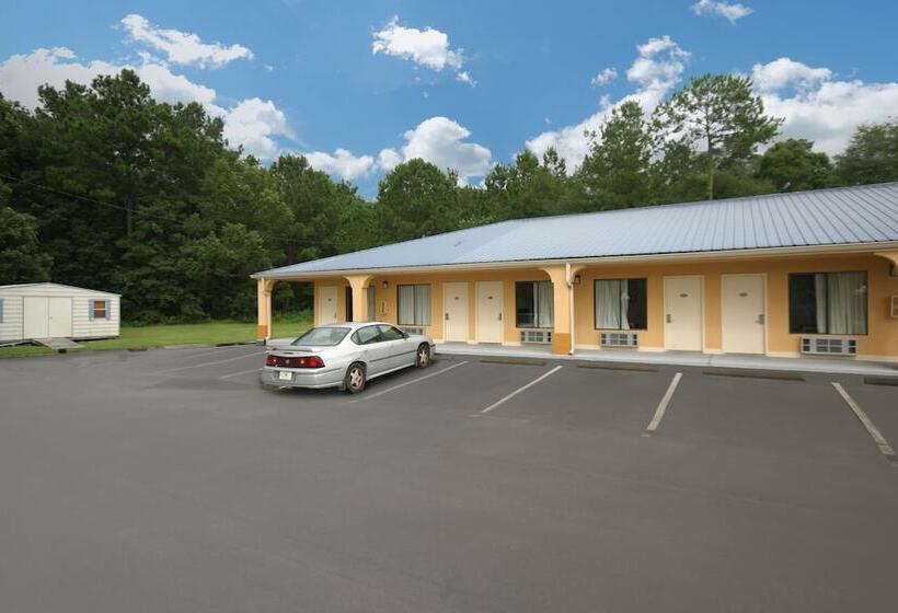 فندق Days Inn By Wyndham Defuniak Springs