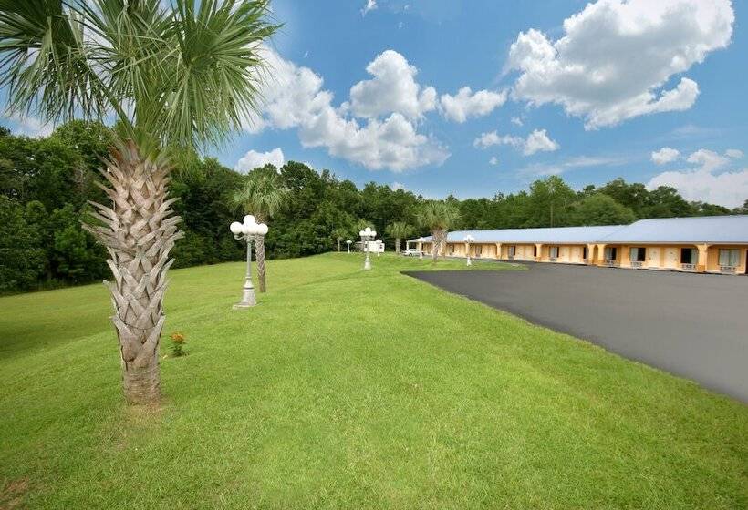 فندق Days Inn By Wyndham Defuniak Springs