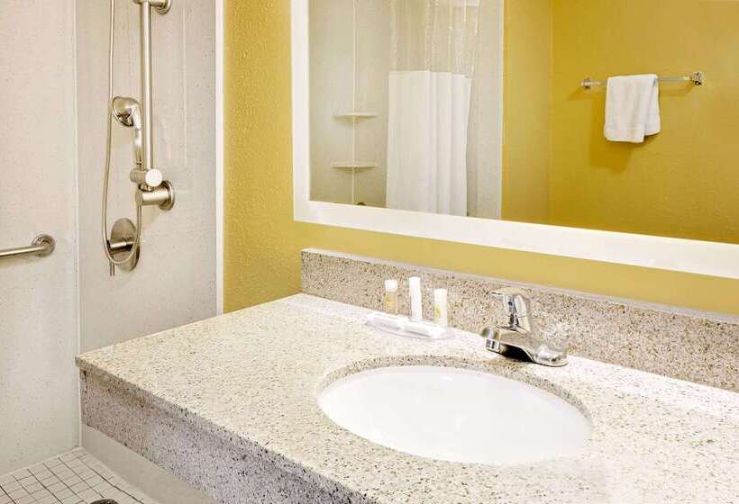 فندق Days Inn By Wyndham Demopolis