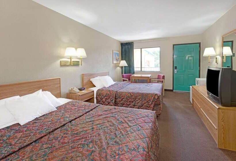 酒店 Days Inn By Wyndham Espanola