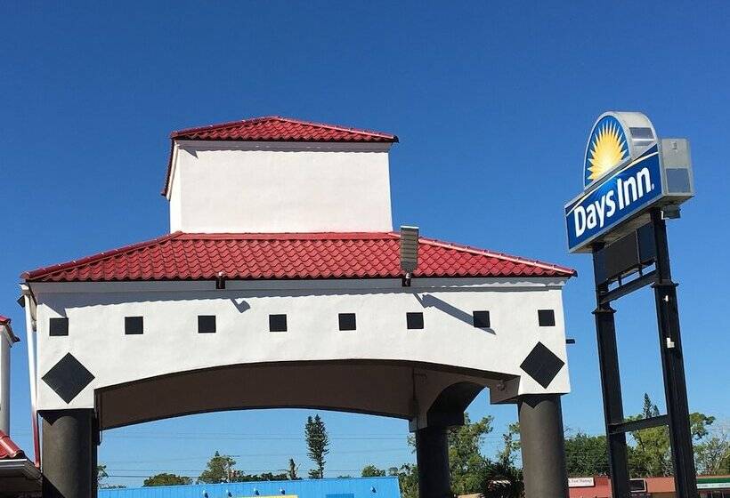 فندق Days Inn By Wyndham Fort Myers