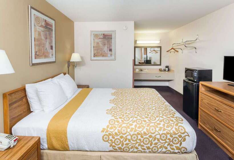 هتل Days Inn By Wyndham Fort Wayne