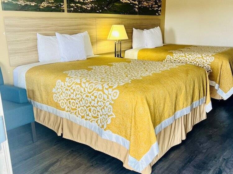 هتل Days Inn By Wyndham Fort Wayne