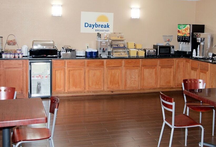 Отель Days Inn By Wyndham Glasgow