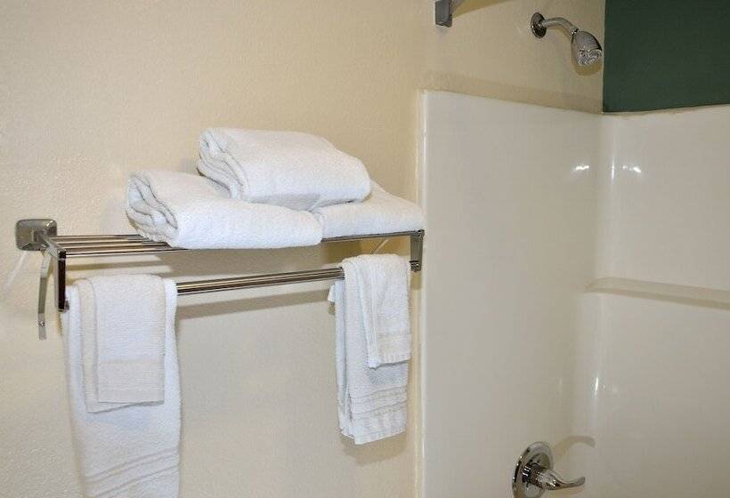 בית מלון כפרי Days Inn By Wyndham Glasgow