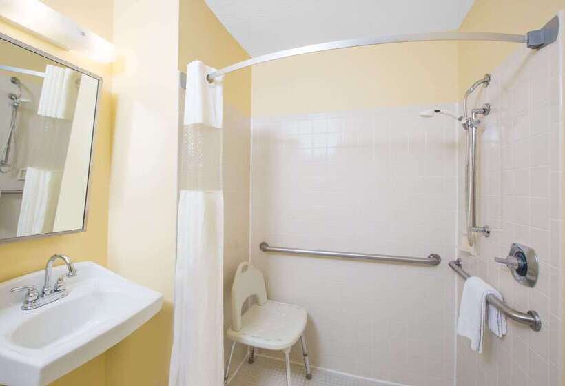 호텔 Days Inn By Wyndham Grand Island