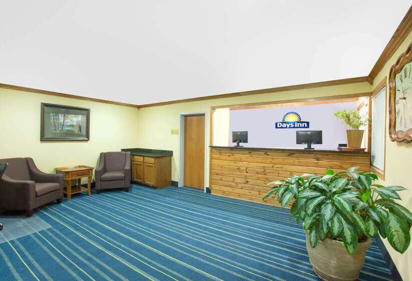 호텔 Days Inn By Wyndham Grand Island