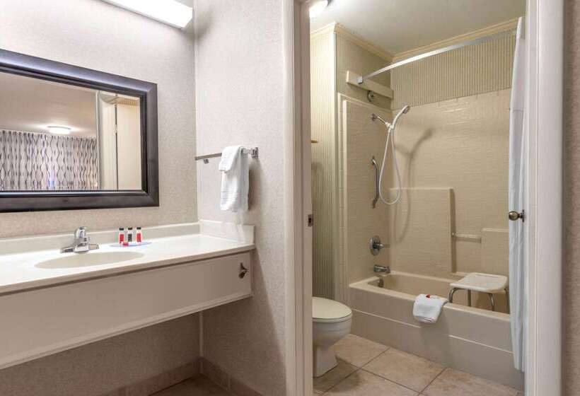 فندق Days Inn By Wyndham Grants