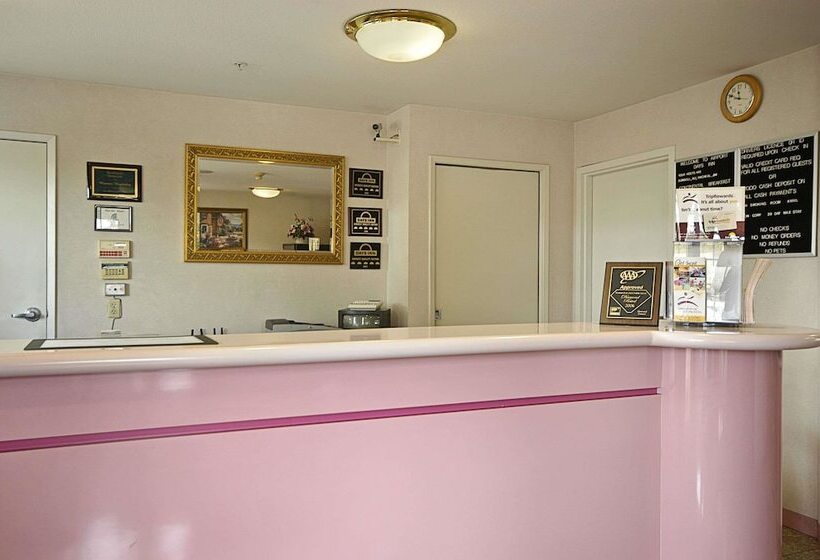 فندق Days Inn By Wyndham Hayward Airport