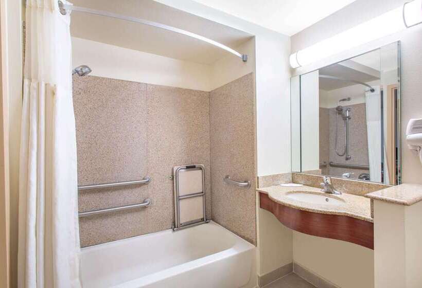 酒店 Econo Lodge Woodbridge