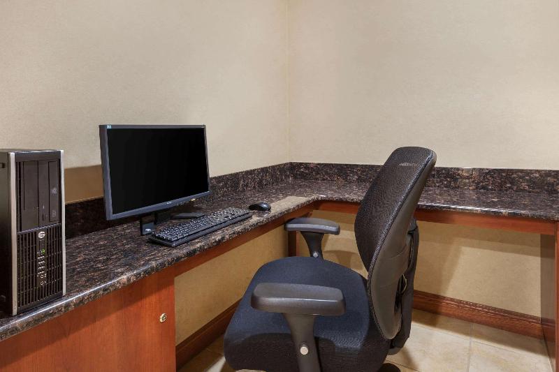 酒店 Econo Lodge Woodbridge