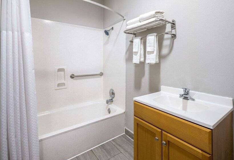 فندق Days Inn By Wyndham Jackson