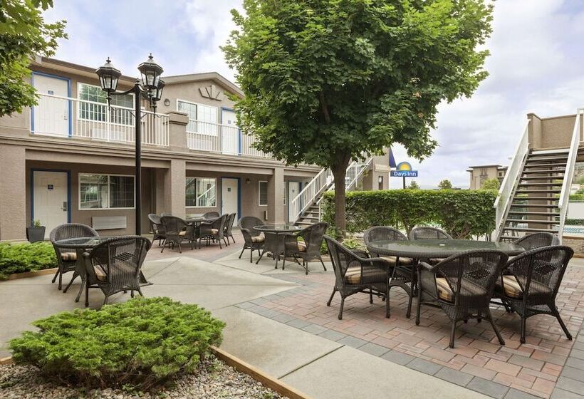 酒店 Days Inn By Wyndham Kelowna