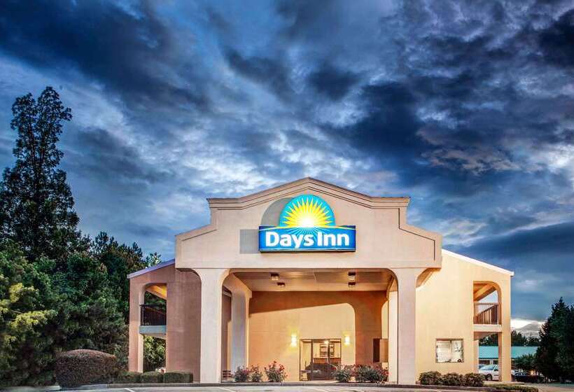 호텔 Days Inn By Wyndham Kennesaw