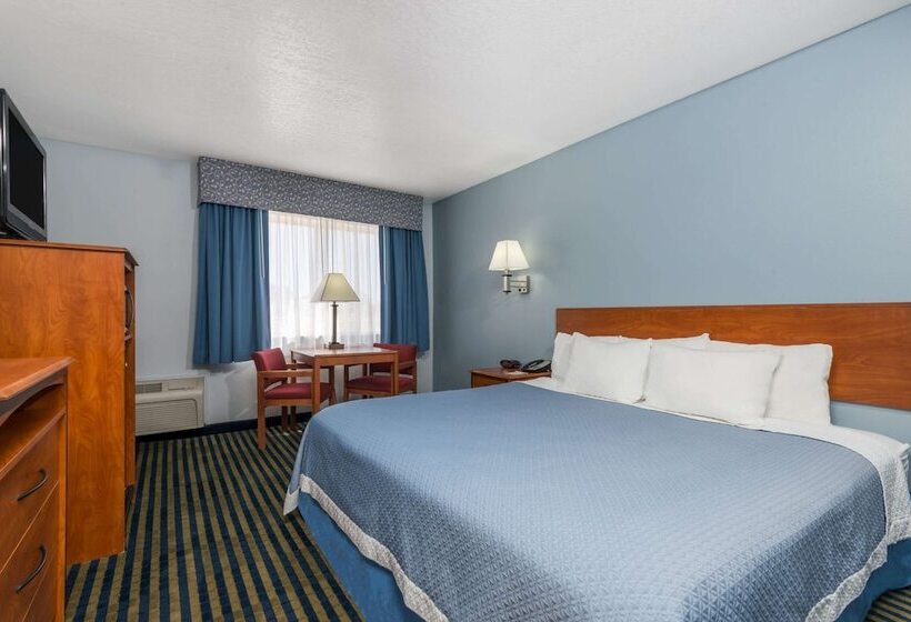 Отель Days Inn By Wyndham Las Vegas
