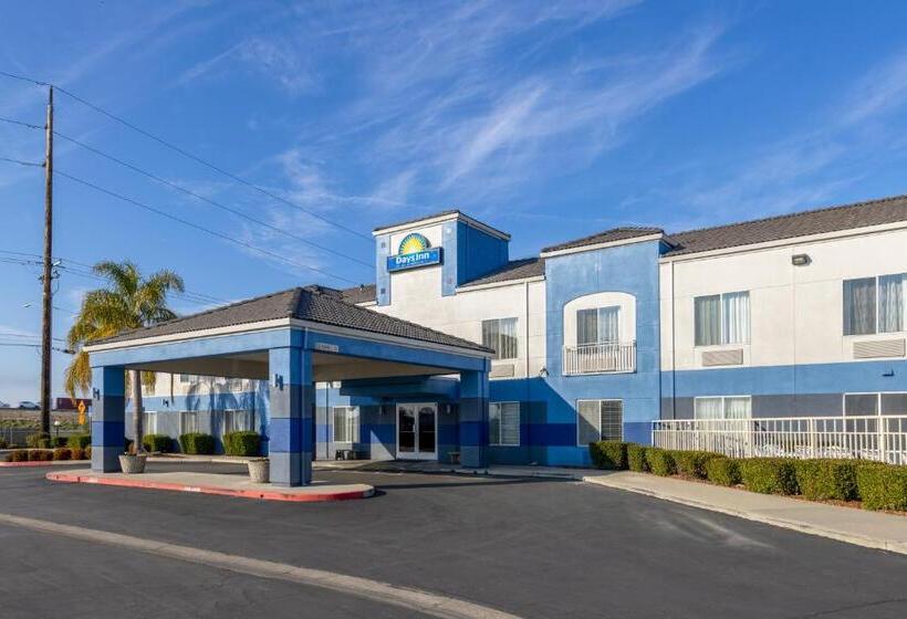 فندق Days Inn By Wyndham Lathrop