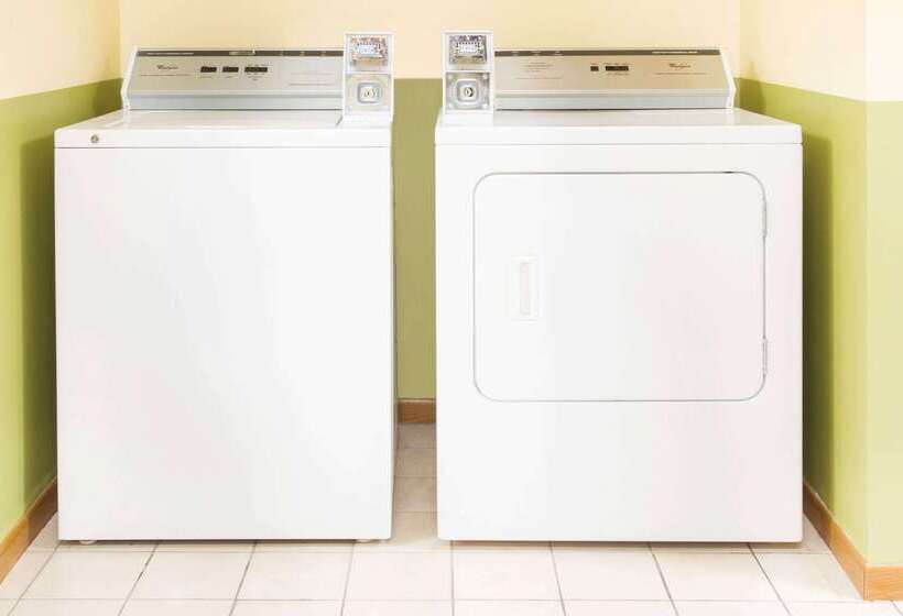 ホテル Days Inn By Wyndham Lexington Ne